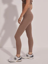 - Freesoft™ High Rise Legging 25 Taupe Stone Apoella