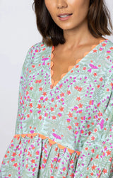 Dresses Juliet Dunn V-neck Tiered Mini Dress In Ditzy Print With Ric Rac Aqua/Neon Red Apoella