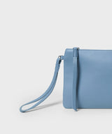 Pochette Callista Crafts Pochette Slim Grained Leather Sky Sky / O/S Apoella