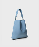 - Slim M Stich Tote 23 Grained Leather Sky O/S Apoella