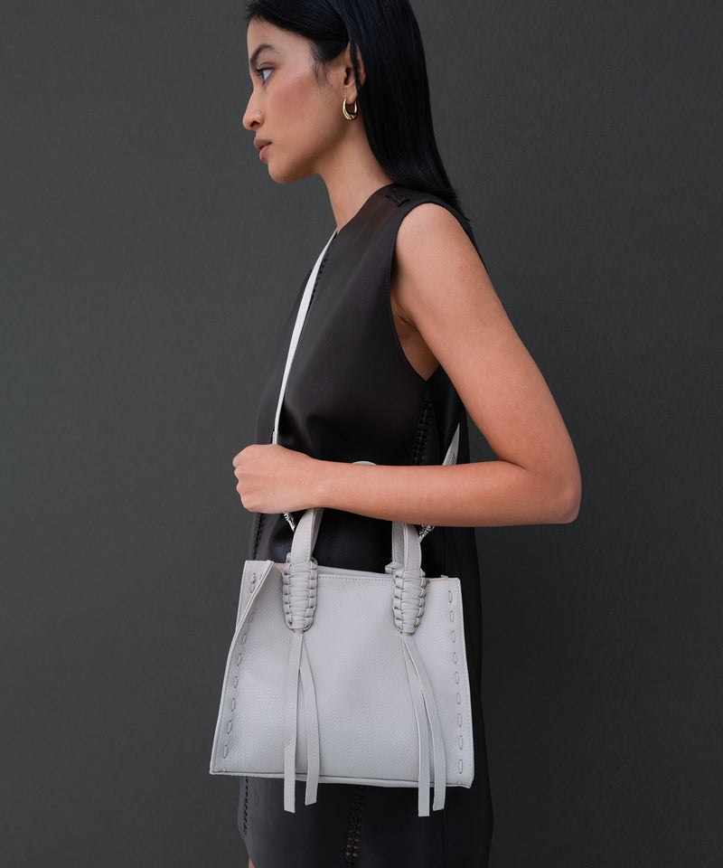 Ara Mini Tote Grained Leather Oat