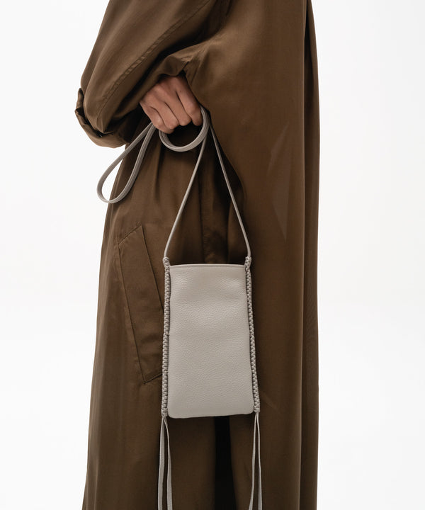 Pocket Bag Grained Leather Oat