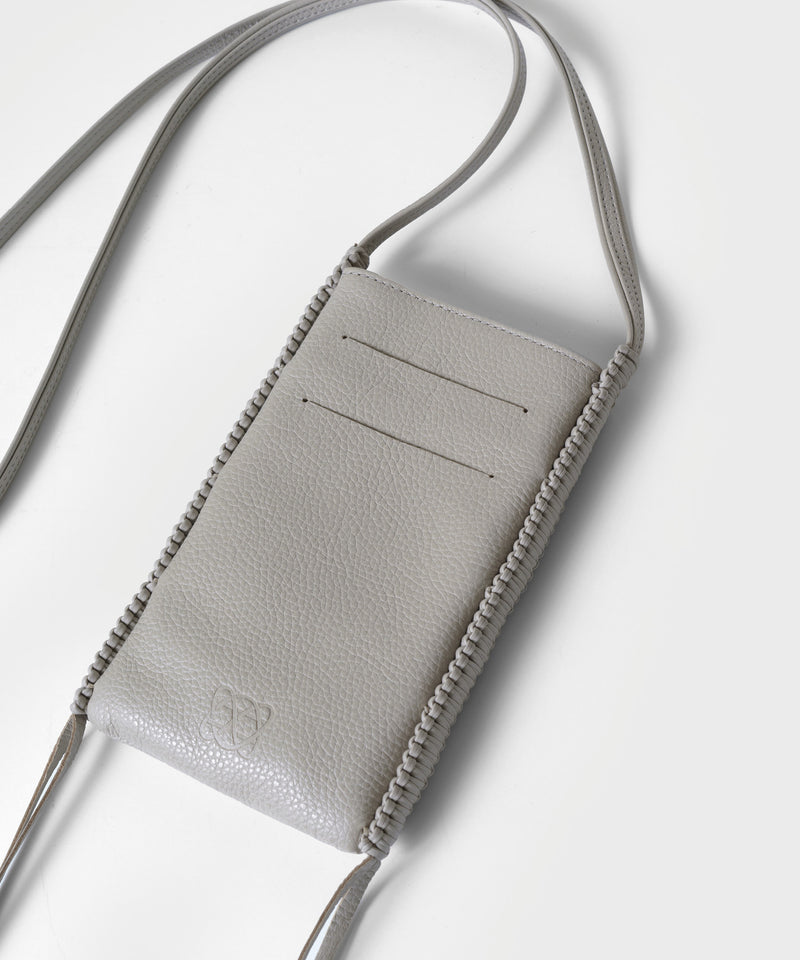 Pocket Bag Grained Leather Oat