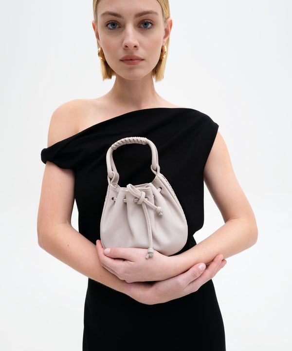 Cora Mini Bucket Bag Smooth Leather Angel