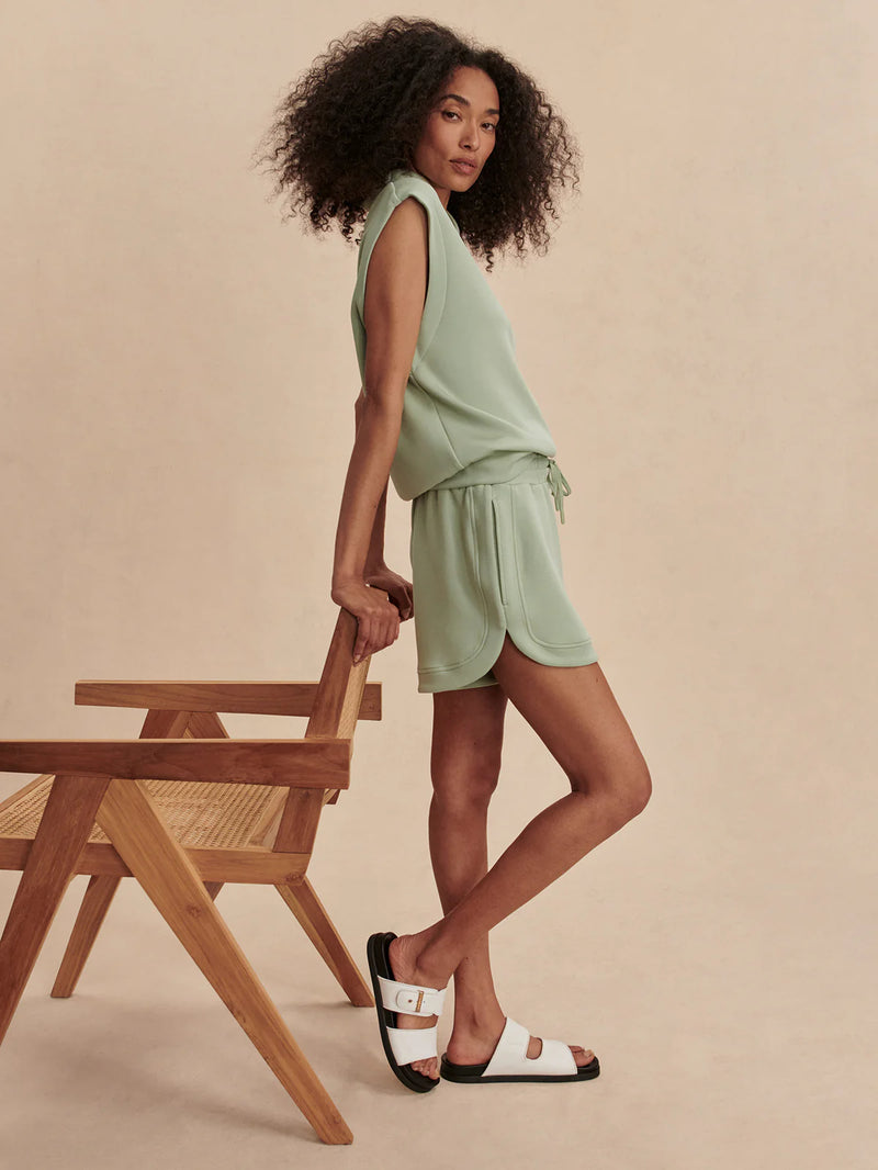Ollie High Rise Short 3.5 Snow Sage