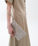 Pochette Callista Crafts Slim Pochette Grained Leather Oat O/S / Oat Apoella