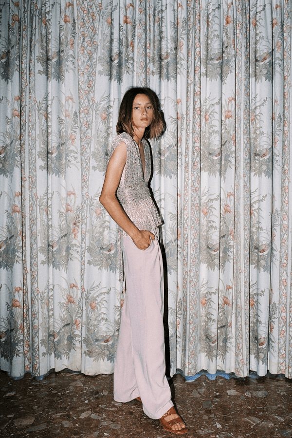 Susan V-neck Top Pearl Blush - Sabina Musayev | Apoella – APOELLA