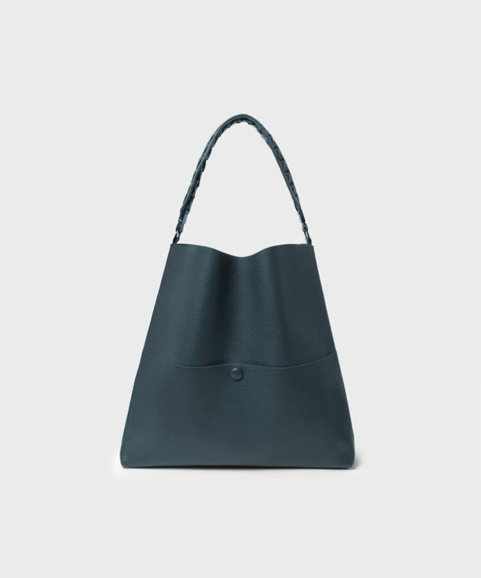 Slim M Stitch Tote Grained Leather Pine O S Pine