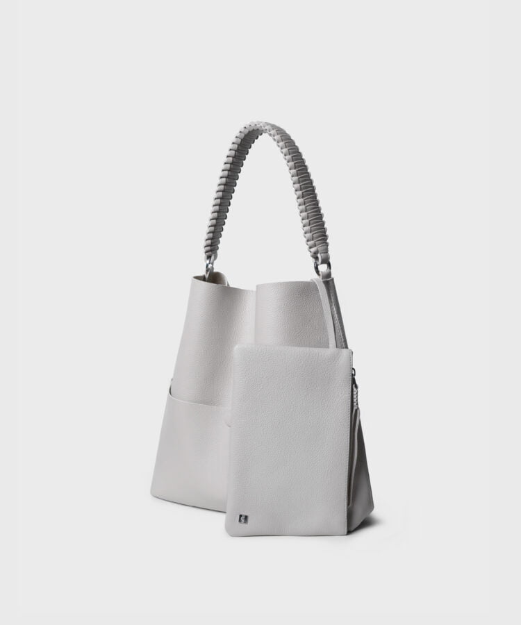 Totes Callista Crafts Slim M Tote Grained Leather Oat O/S / Oat Apoella