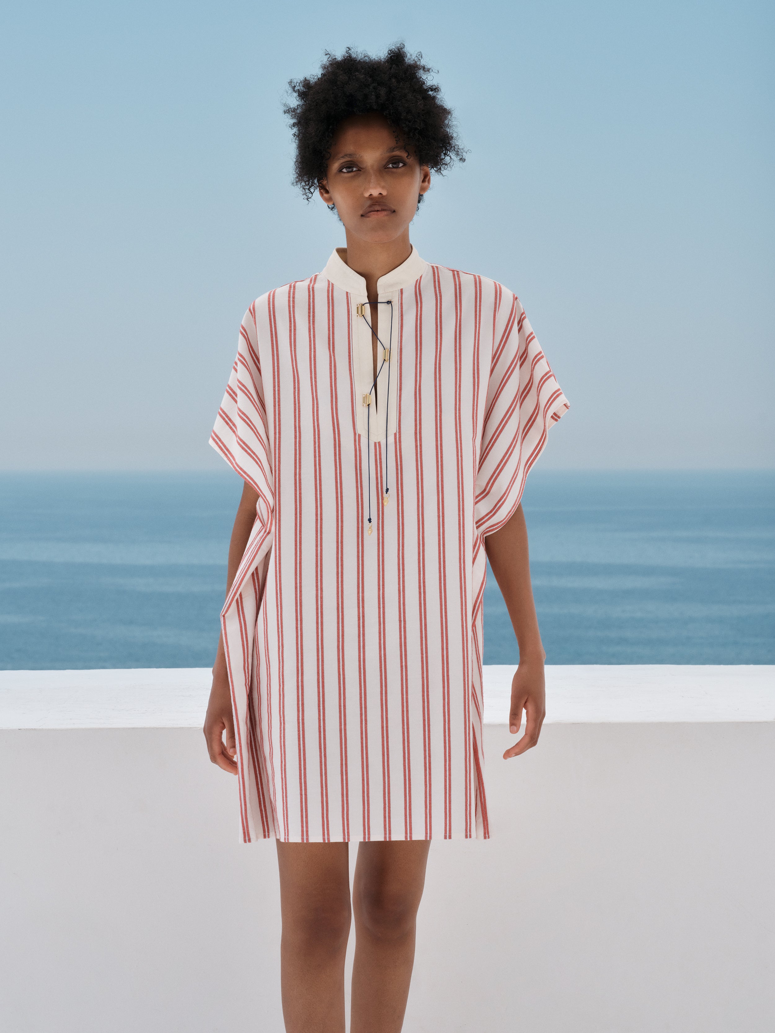 Calyx Short Sleeved Tunic With Mao Neck Ivory/Red - Zeus N Dione ...